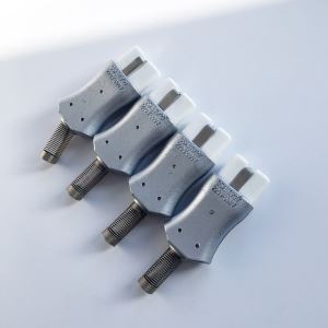 Enchufe eléctrico químico de alta temperatura